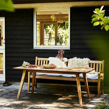 Feriehus Personally Furnished Near The